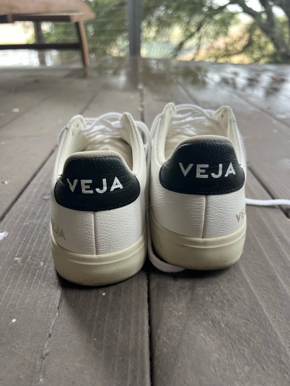 Veja leather sneakers - Picture 2 of 4